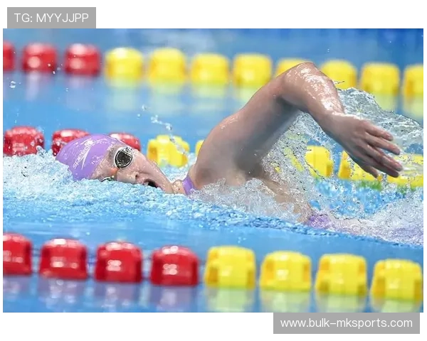 苏茜·奥尼尔领衔中国队打破4×200米自由泳接力世界纪录